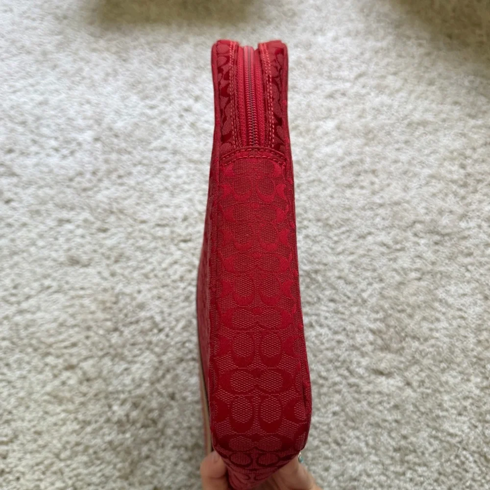 Coach Voyage Signature Padded Laptop Case - Red Canvas - Picture 11 of 13